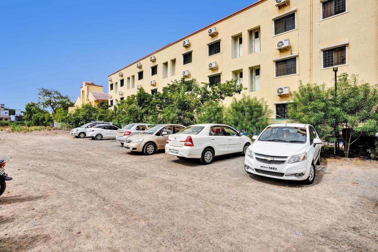Sai Vidisha Palace Shirdi Ngoại thất bức ảnh