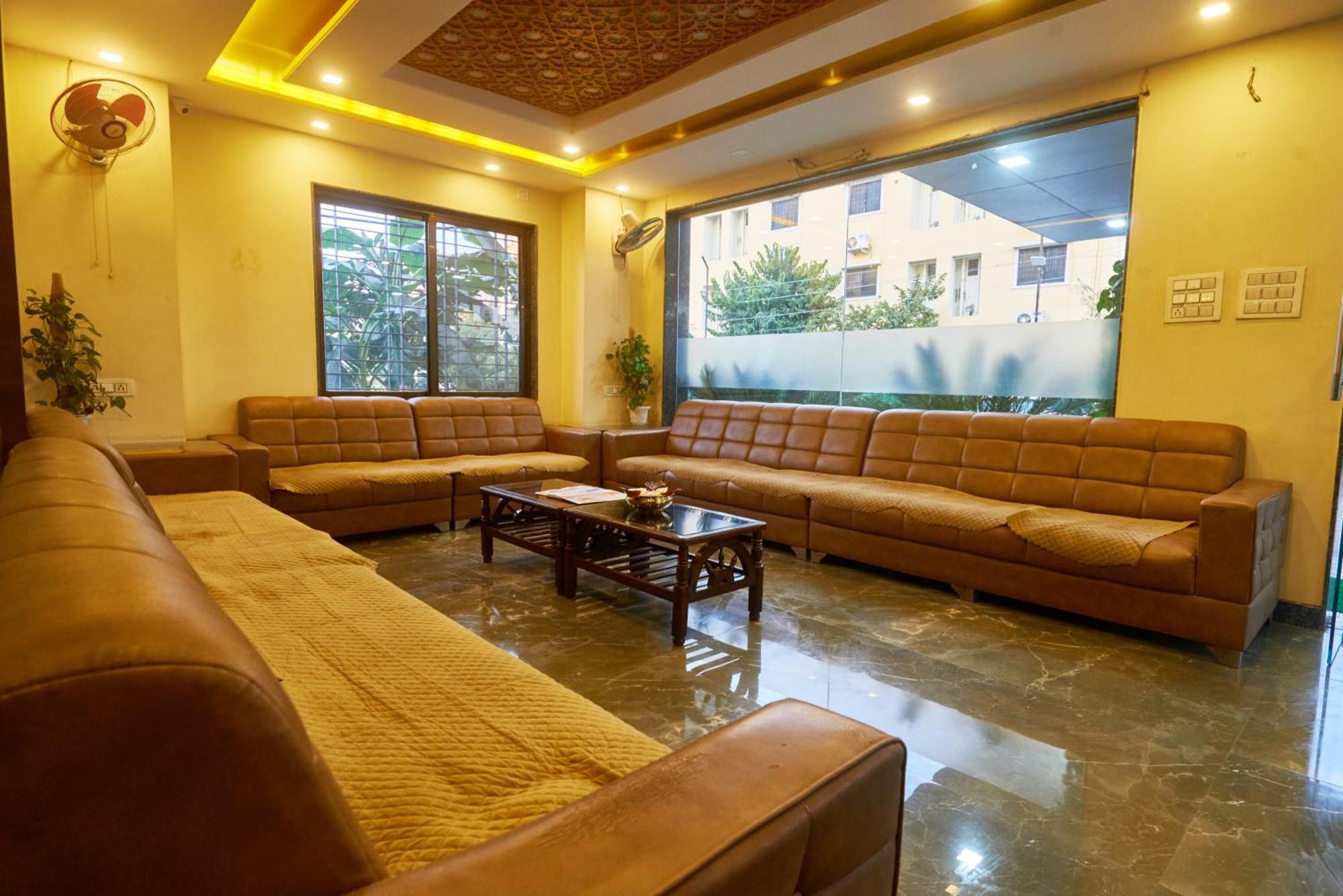 Sai Vidisha Palace Shirdi Ngoại thất bức ảnh
