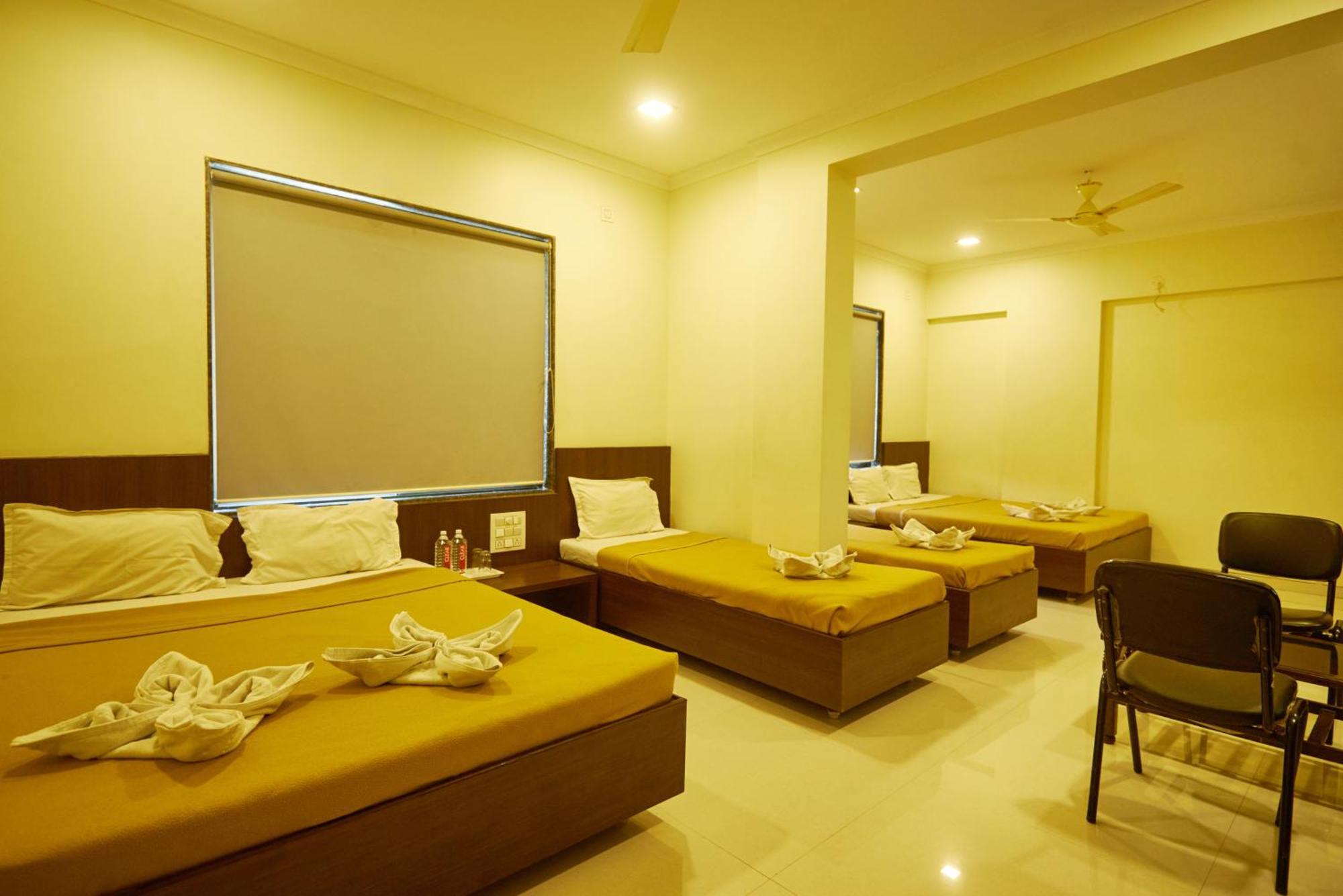 Sai Vidisha Palace Shirdi Ngoại thất bức ảnh