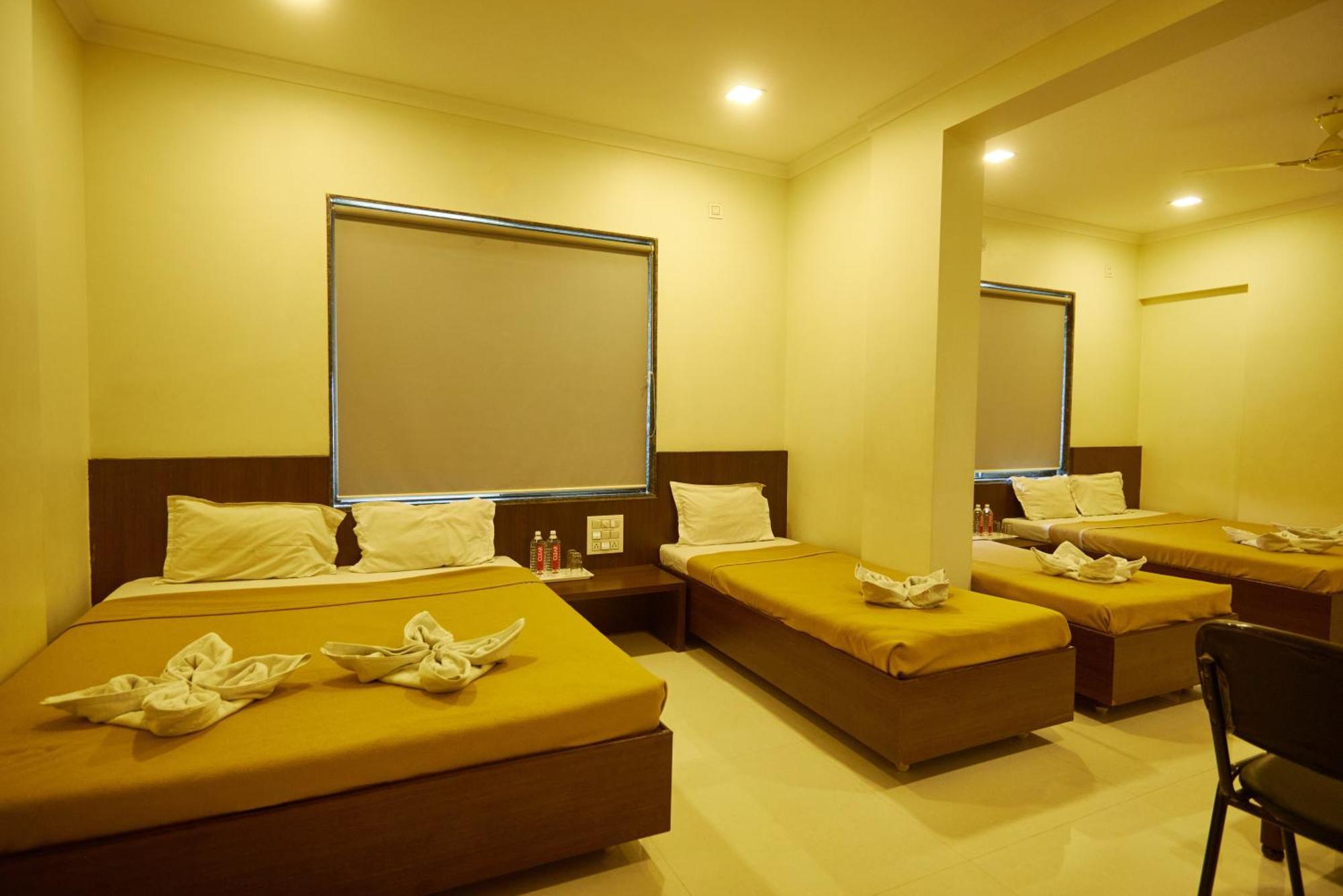 Sai Vidisha Palace Shirdi Ngoại thất bức ảnh