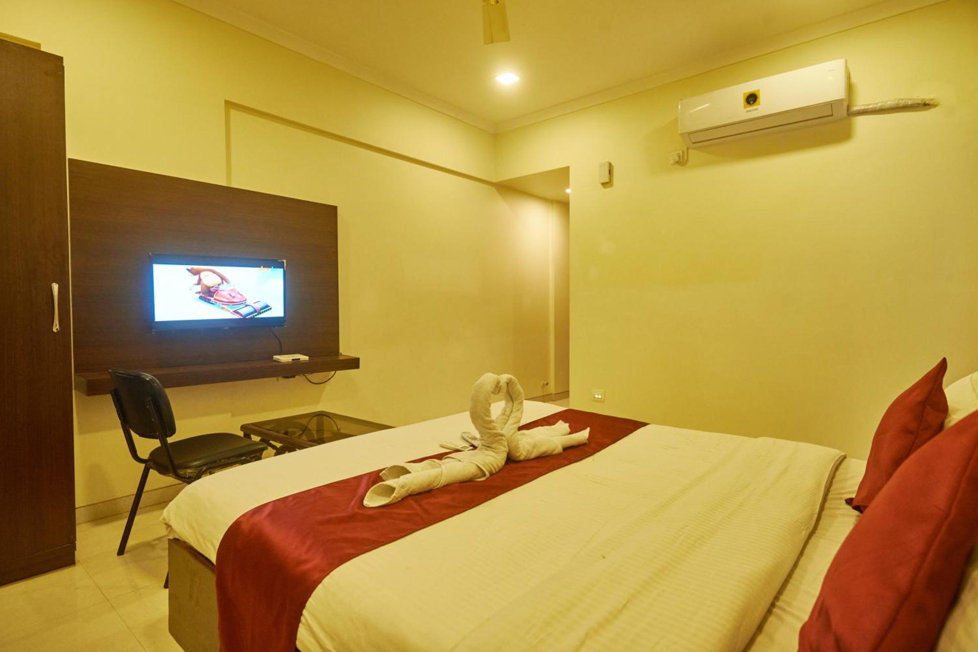 Sai Vidisha Palace Shirdi Ngoại thất bức ảnh